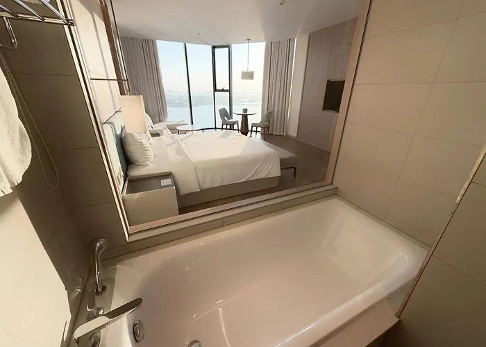 Apartment Sea View Apatment Complex In Bai Chay - Special Offers For Long Term
