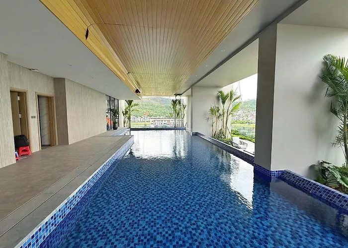 Sea View Apatment Complex In Bai Chay - Special Offers For Long Term