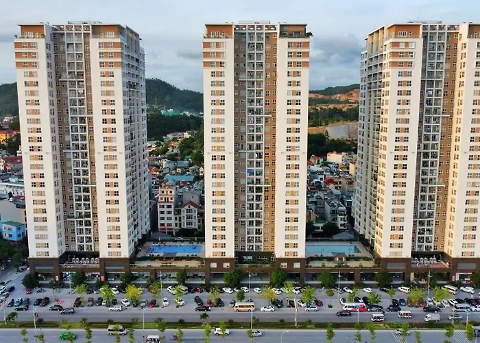 Sea View Apatment Complex In Bai Chay - Special Offers For Long Term * Ha Long