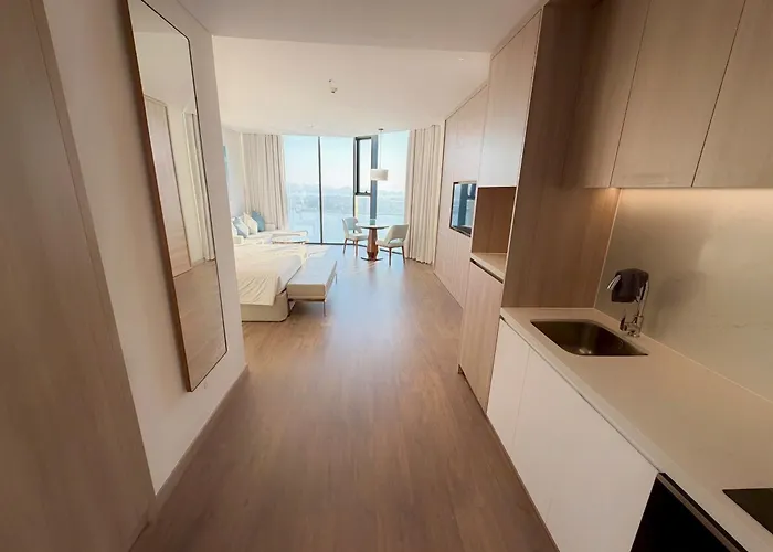 Sea View Apatment Complex In Bai Chay - Special Offers For Long Term Apartment