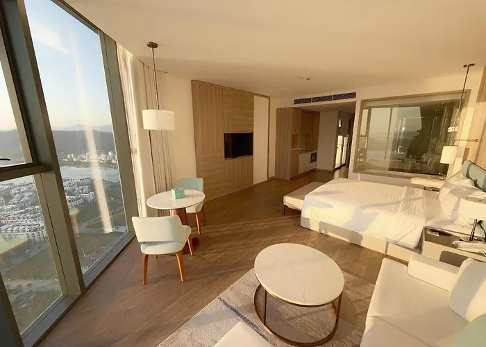 Sea View Apatment Complex In Bai Chay - Special Offers For Long Term Apartment