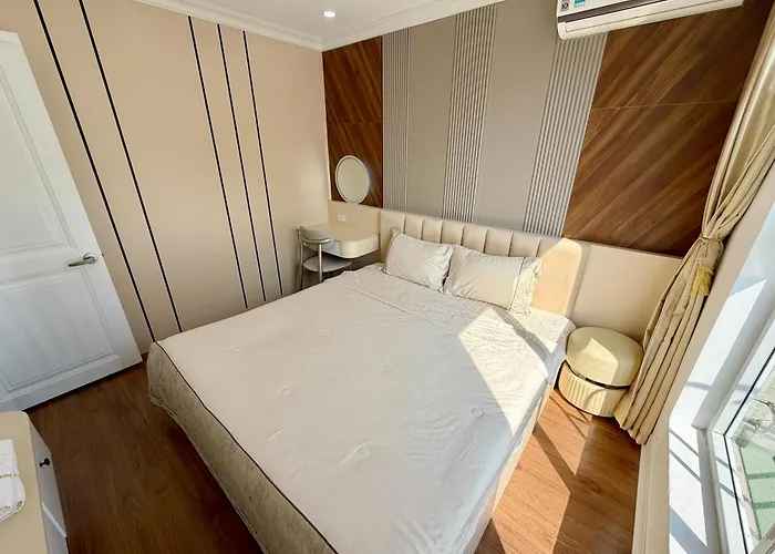 Sea View Apatment Complex In Bai Chay - Special Offers For Long Term